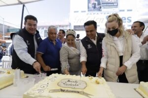 Luis Nava asiste a celebración por el 58 aniversario del Mercado Escobedo
