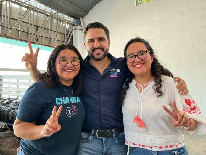 Agustín Dorantes impulsa becas y empleo para jóvenes en Querétaro