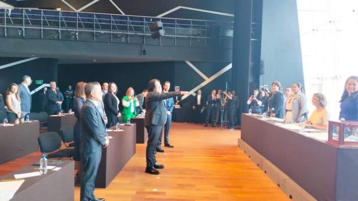 Victor Antonio de Jesús Hernández es nombrado nuevo Fiscal General del Estado de Querétaro