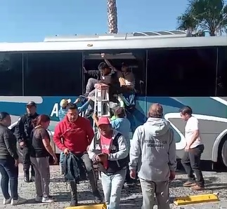 Accidente de transporte público en Pedro Escobedo deja cuatro lesionados
