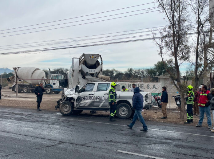 Fuerte accidente en carretera 120 deja tres heridos