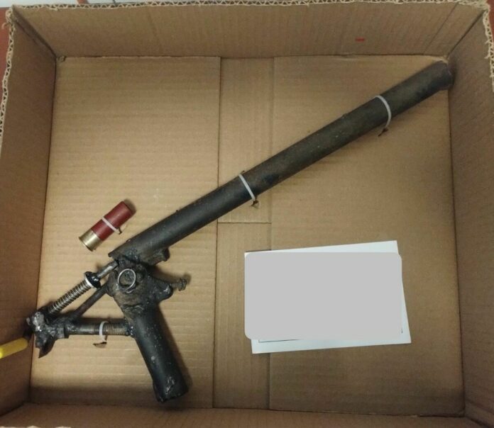 Policía Municipal asegura a sujeto con arma hechiza en Nuevo San Juan