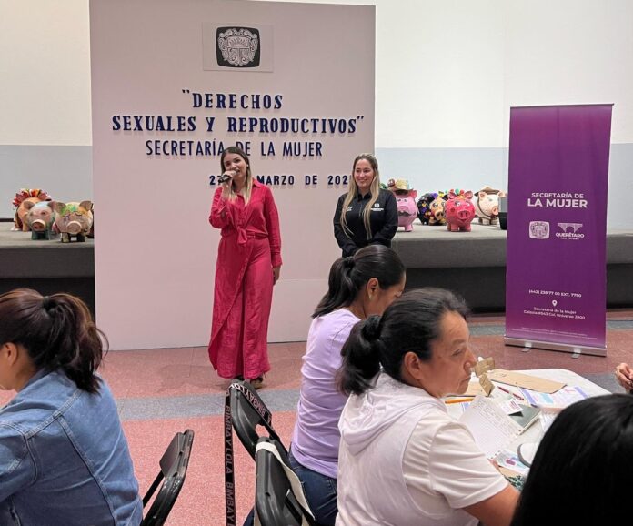 Promueven derechos sexuales y reproductivos en Santa Rosa Jáuregui