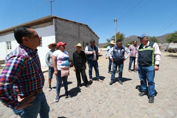 Secretaría de Servicios Públicos realiza recorrido en comunidades de la zona de Vaquerías