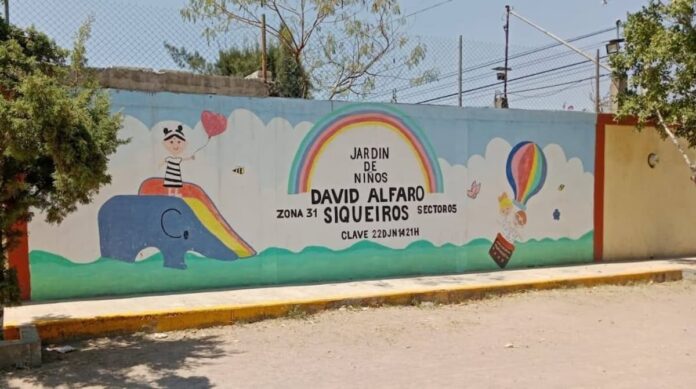 La Maestra Tere enfrentará juicio en libertad por presunta violencia de género contra menores