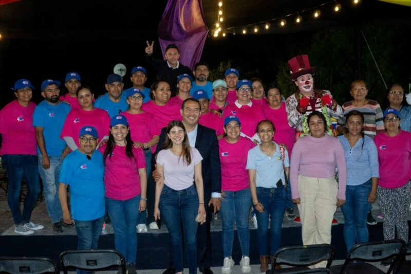Con payasos y juguetes celebran el Día del Niño en comunidades de San Juan del Río