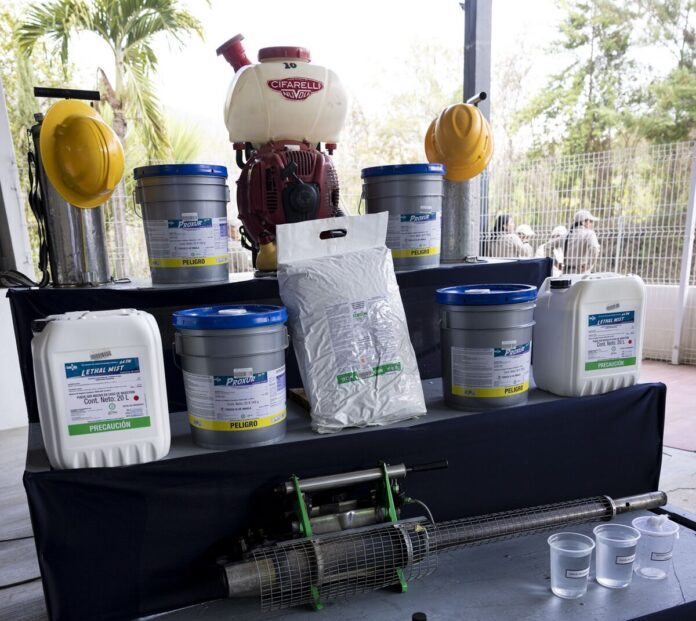 Gobierno de Querétaro refuerza lucha contra el Dengue con entrega de insecticida