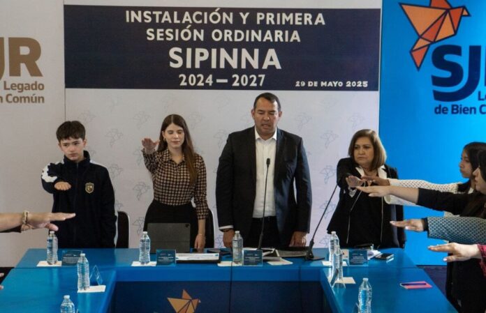 Instalan y rinden protesta integrantes del SIPINNA San Juan del Río