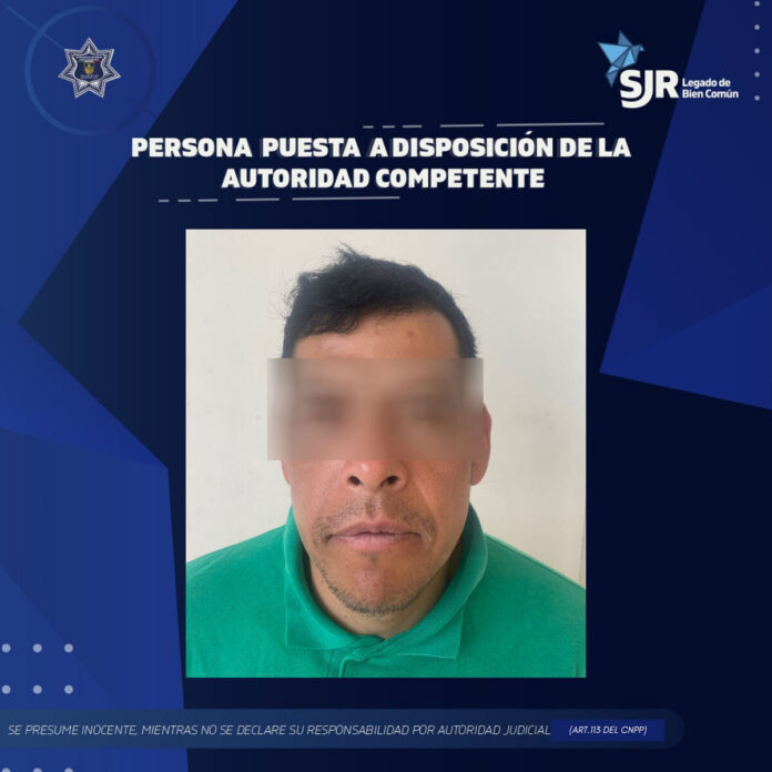 Policía Municipal asegura a sujeto en El Organal, SJR por agredir a su madre