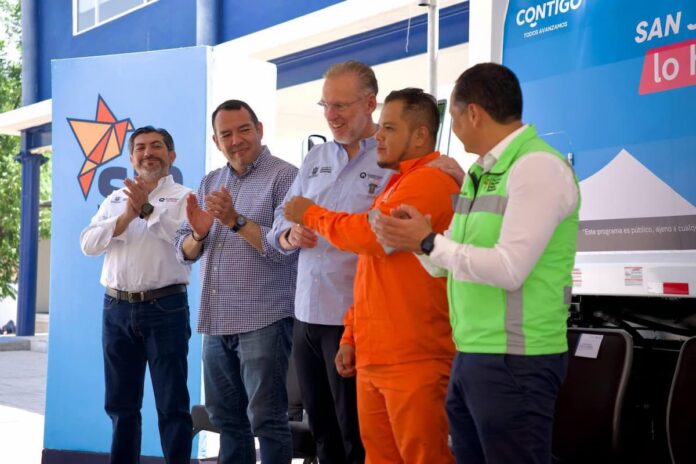 Recibe nuevo camión recolector Servicios Públicos Municipales de San Juan del Río