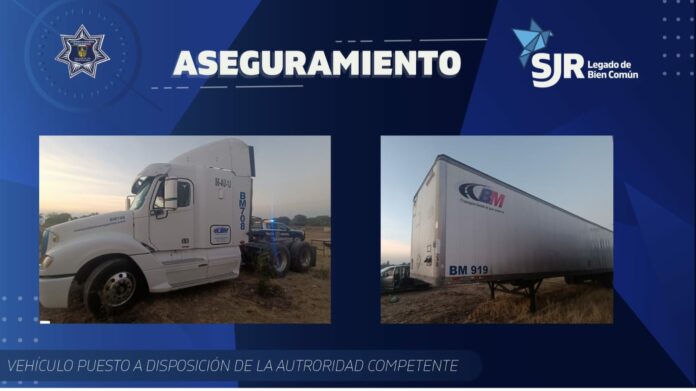 SSPM-SJR recupera tractocamión robado y detienen a dos personas en San Juan del Río