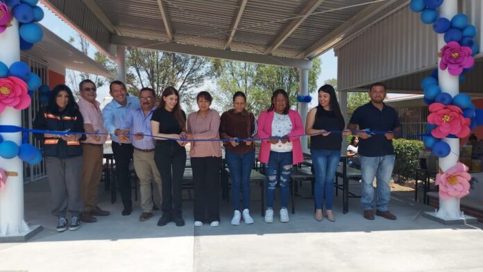 Telesecundaria Juan Escutia, de Cazadero estrena Aula-Cocina