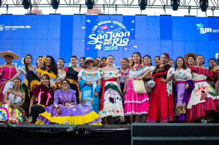Reconocen a Blanca Arely Chávez como “Flor Más Bella del Campo 2025” en San Juan del Río