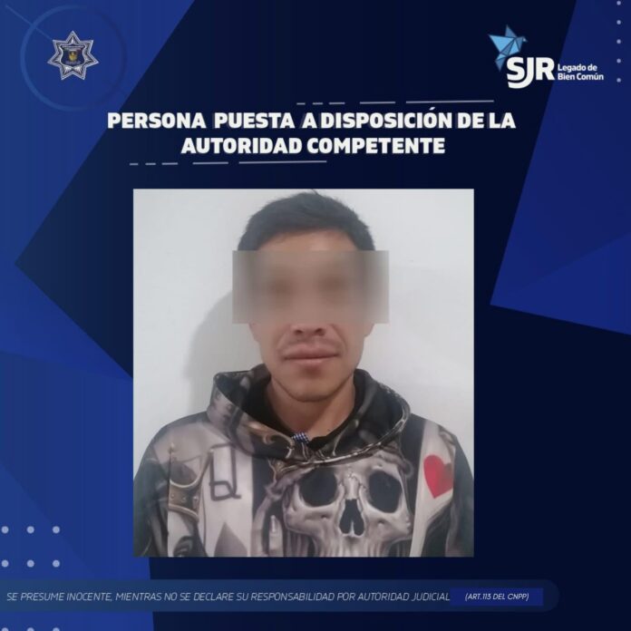 Detienen a sujeto por posesión de narcóticos en San Pedro Ahuacatlán, San Juan del Río