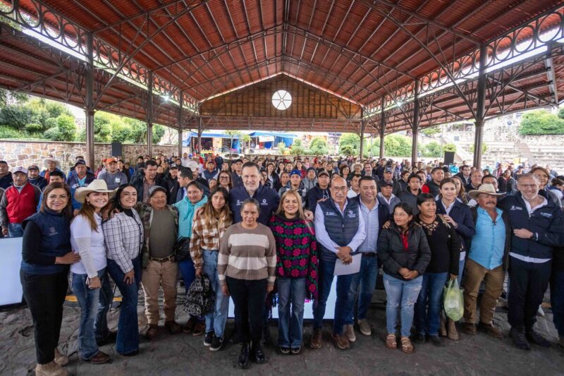 Gobierno de Querétaro invertirá más de 90.5 MDP en obras y vivienda para la Sierra Gorda