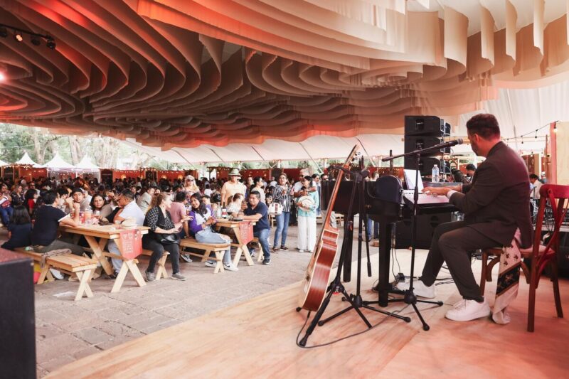 Gran éxito el segundo fin de semana en el Festival Internacional del Arte, Queso y Vino