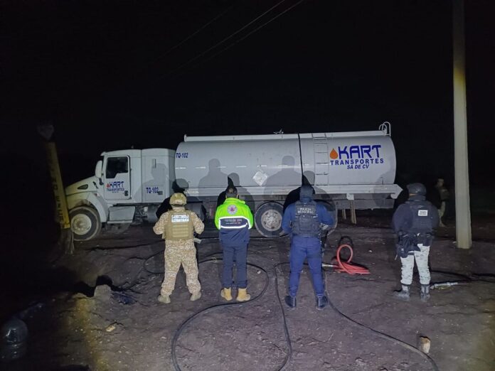 Localizan toma clandestina de PEMEX y pipa con hidrocarburo en San Juan del Río