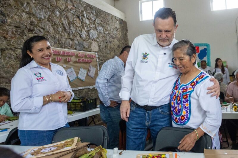 Mauricio Kuri da inicio al programa Club del Adulto Mayor en Jalpan de Serra