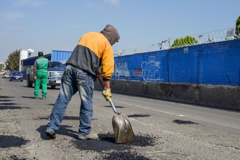 Municipio de San Juan del Río ha aplicado más de 14 mil metros cúbicos de material en bacheo