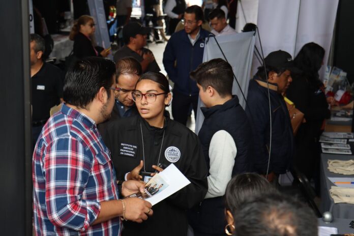 Secretaría del Trabajo realizó la 5ta Feria del Empleo con más de mil vacantes en Querétaro