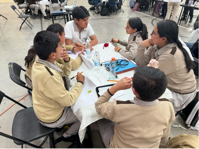 Secundarias de Querétaro participan en Olimpiada Estatal de Lenguaje y Comunicación
