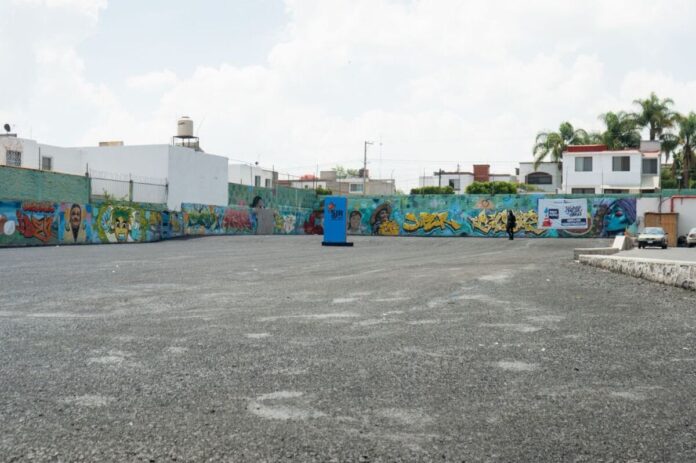 Supervisa Roberto Cabrera avance de rehabilitación en el Mercado Juárez