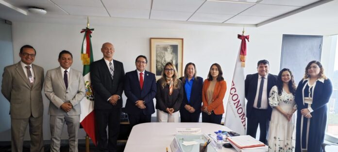 Contraloría de Querétaro y Secretaría de Economía firman convenio para mayor transparencia