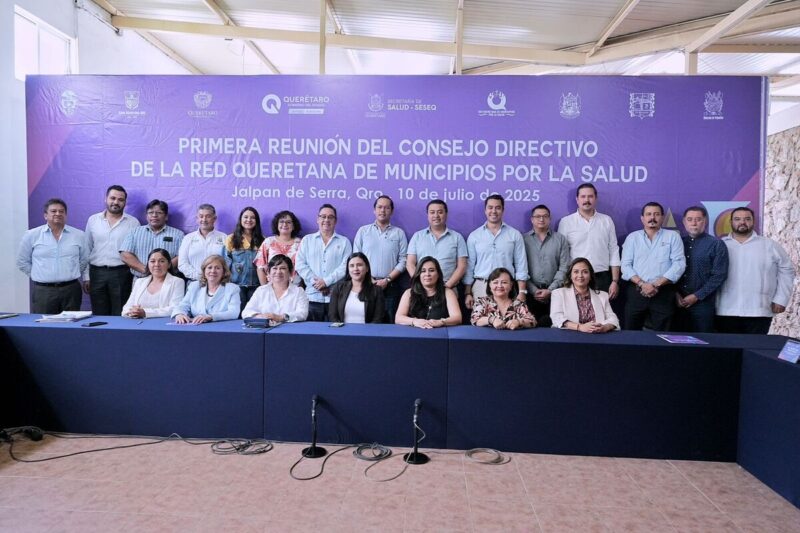 Felifer Macías asiste a reunión de Red Queretana de Municipios por la Salud