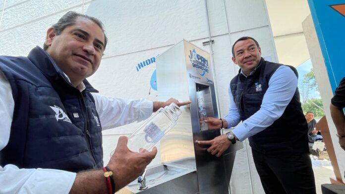Japam invierte en acceso gratuito al agua con bebederos públicos en San Juan del Río