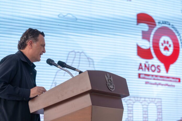 Mauricio Kuri encabeza aniversario de Mars Pet Nutrition en Querétaro