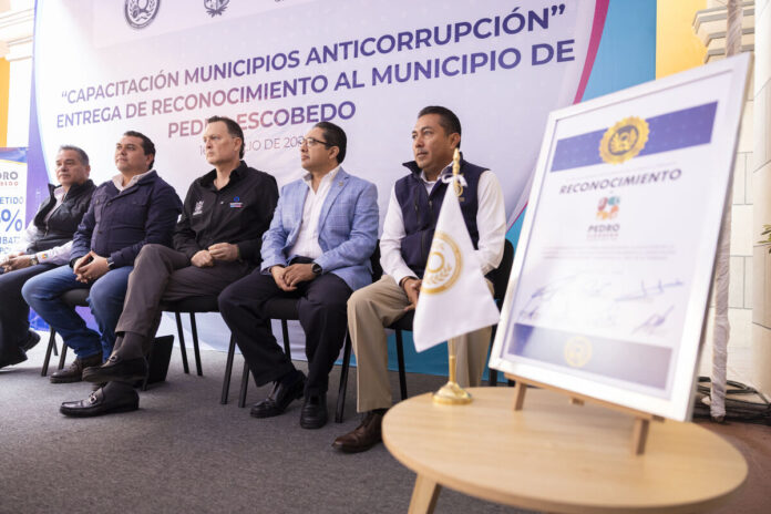 Municipio de Pedro Escobedo recibe reconocimiento por fortalecer su sistema anticorrupción