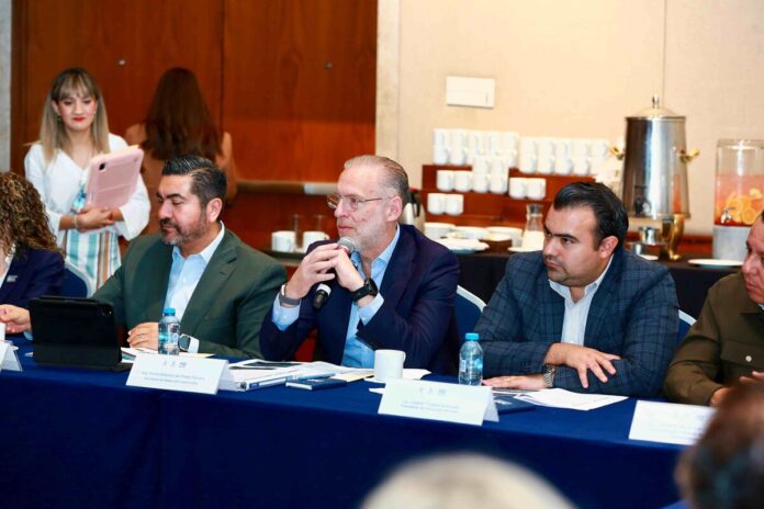 SEDESU destaca competitividad del AIQ en Comisión Consultiva