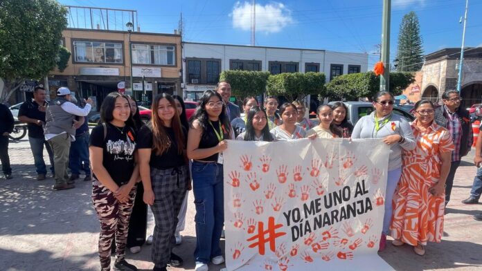 Secretaría de la Mujer arranca conmemoración permanente del Día Naranja en San Juan del Río