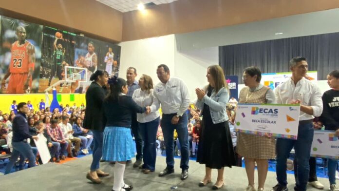 Gobierno de San Juan del Río realiza entrega de 