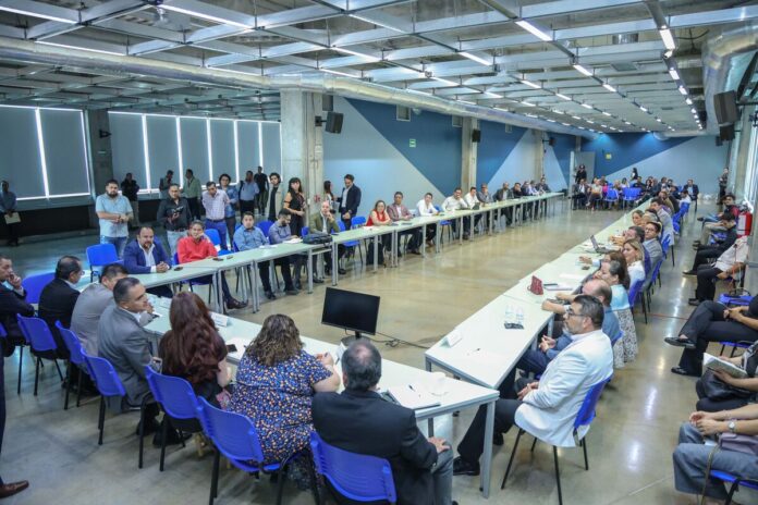 Autoridades y empresarios de Querétaro dan seguimiento al Acuerdo Nacional por el Agua