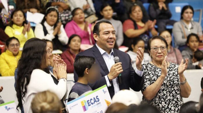 Concluyen en San Juan del Río las Becas del Bien Común