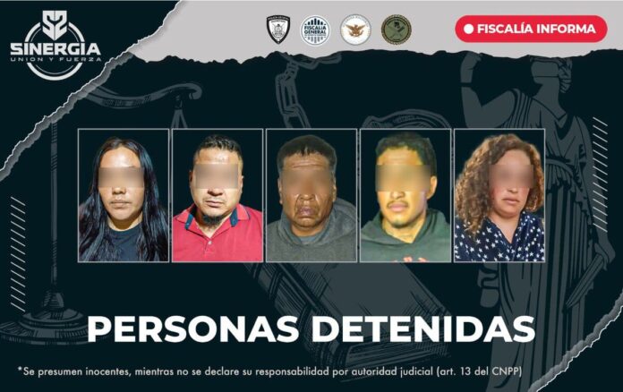 Fiscalía de Querétaro detiene a 5 personas y asegura 13 armas en operativos