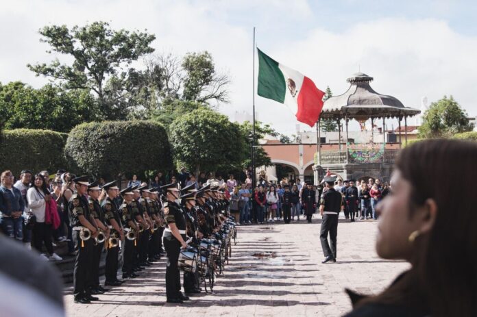 Alcalde Héctor Magaña preside acto cívico por la Independencia de México