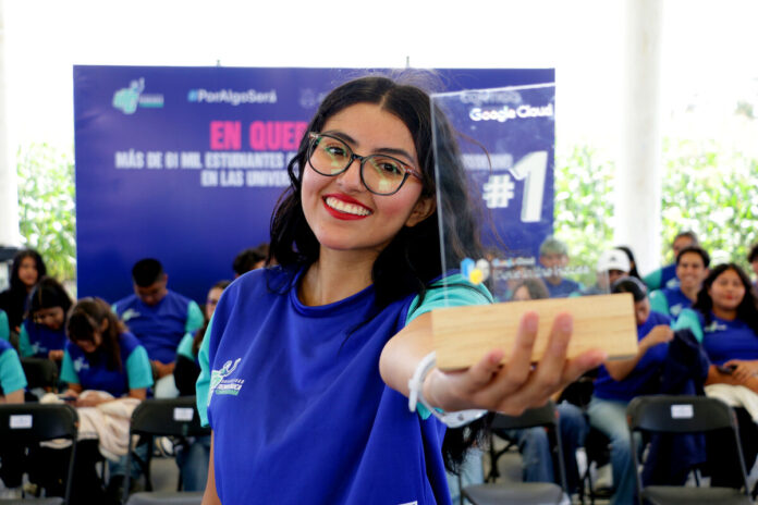 Estudiante de la UTC gana Hackathon de Google México