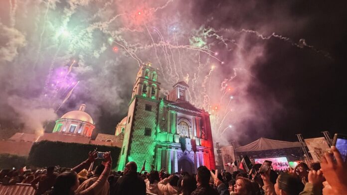 Festeja Municipio de Tequisquiapan Grito de Independencia