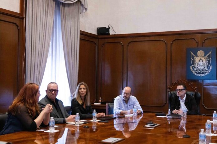 Gobierno de Querétaro estrecha lazos con C2 Montréal para impulsar la economía naranja
