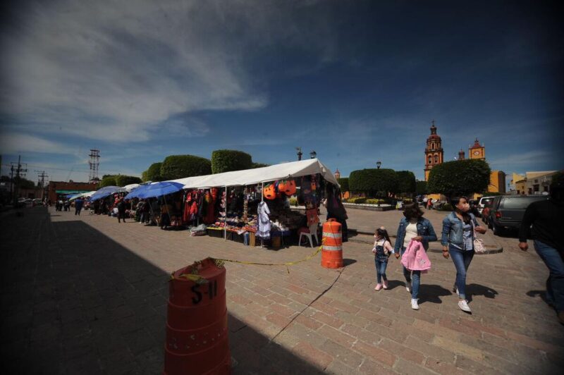 Municipio de SJR reordenará comercio de Día de Muertos; analizan reubicar a comerciantes de temporada