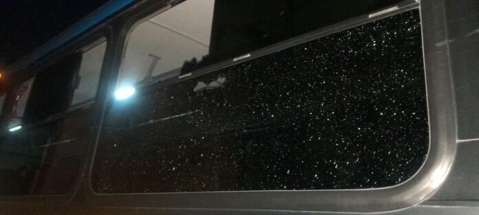 Agreden con balines a autobús de ruta C52 en Querétaro Agreden con balines a autobús de ruta C52 en Querétaro