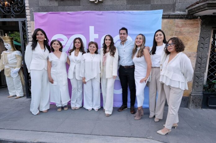 Estudiantes del Tec de Monterrey entregan estudio para energía renovable en Parque Alcanfores Estudiantes del Tec de Monterrey entregan estudio para energía renovable en Parque Alcanfores