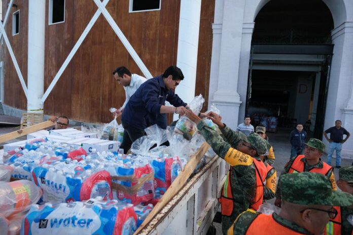 SEDESOQ suma más de 65 mil apoyos enviados a familias afectadas por lluvias en Sierra y Semidesierto