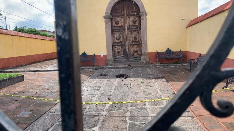 Templo del Calvario en SJR sufre daños por un rayo; Obras Públicas trabajará en su restauración