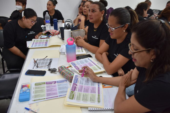 USEBEQ capacita a 100 docentes en inclusión para atender a estudiantes con Discapacidad y TEA