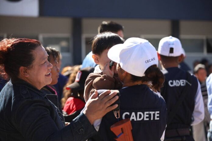 Familias de cadetes conocen el riguroso modelo de formación policial del CECAFIS
