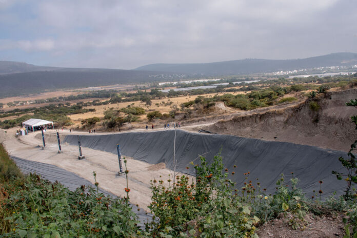 Gobernador Kuri supervisa primera etapa de la tercera celda del relleno sanitario de Huimilpan