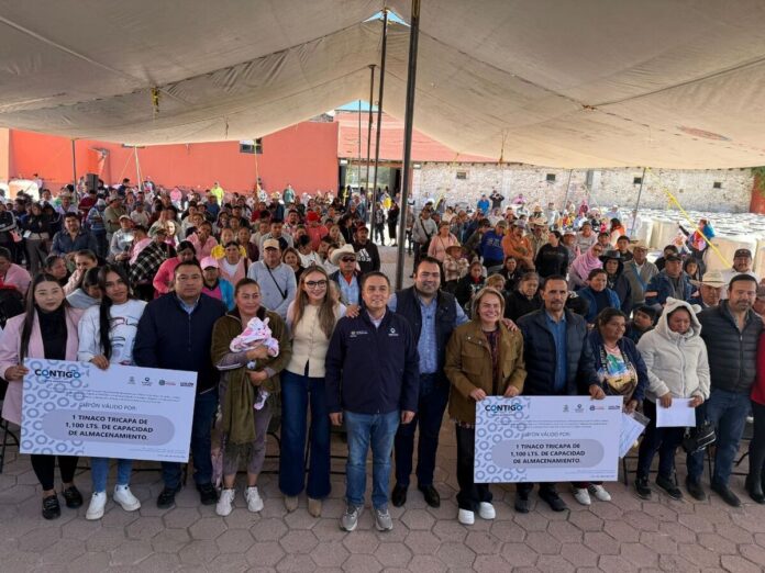 Gobierno del Estado entrega apoyos sociales por 5.8 mdp a comunidades indígenas